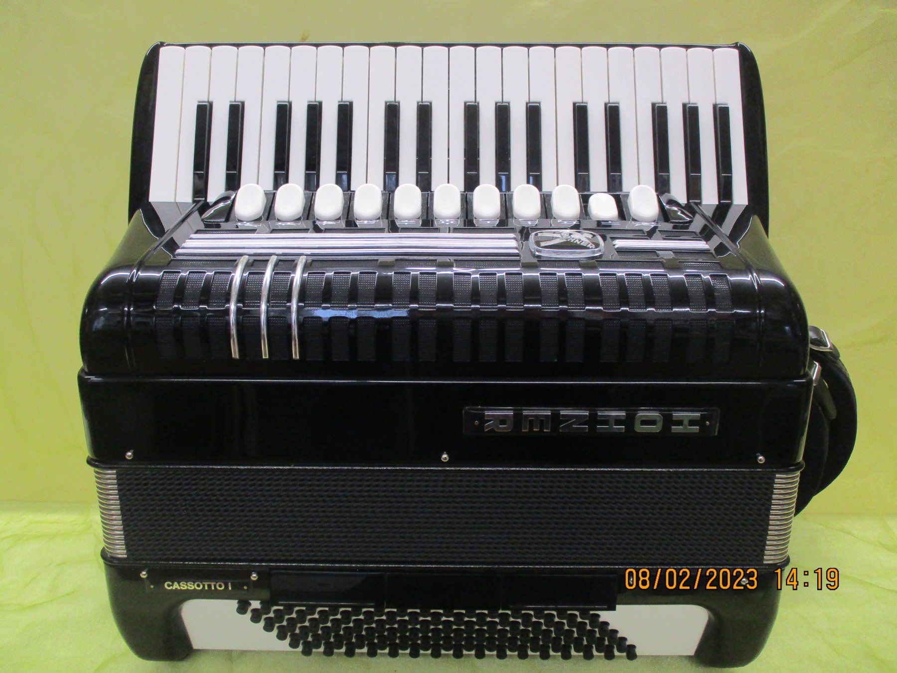 Strumenti musicali: Akkordeon Hohner Cassotto I – Usato da Jegenstorf venduto da Oktavio