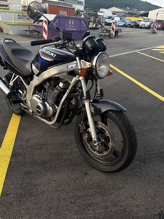 Strada: Suzuki GS 500 – Usato da Neuhausen am Rheinfall venduto da MentorHamiti
