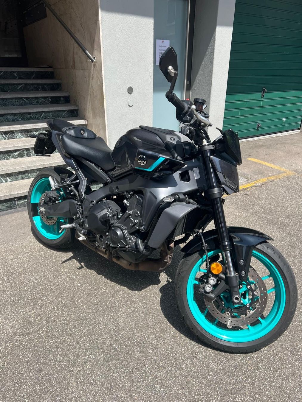 Yamaha Strada: YAMAHA MT-09 2024 – Usato da Grüningen venduto da leo_kb5k 2