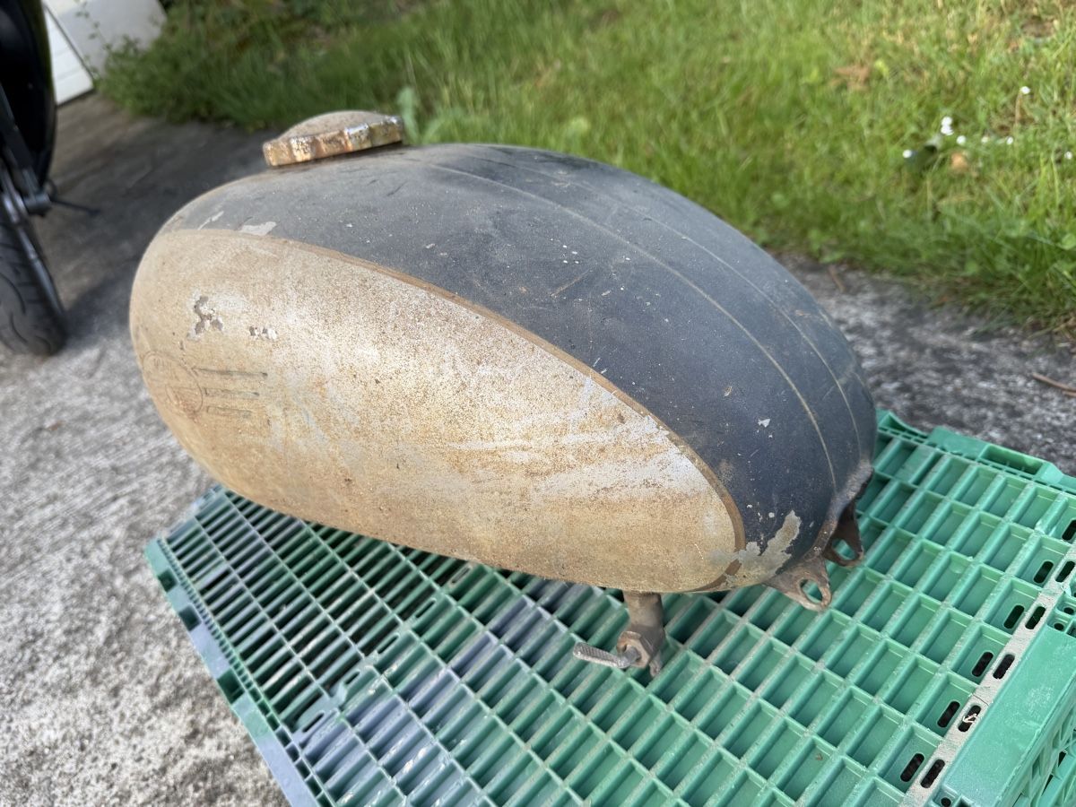 Jawa Tutti i ricambio per moto: Réservoir / Tank - JAWA – Usato da Courtételle venduto da claude41 3