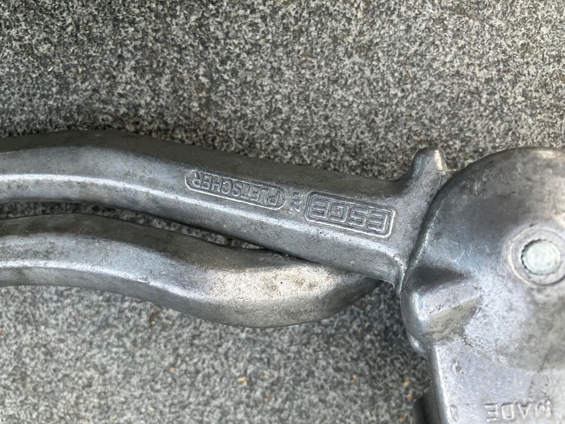 Ersatzteile: ESGE Pletscher Doppelveloständer – Gebraucht aus Bichwil von Bac2 1