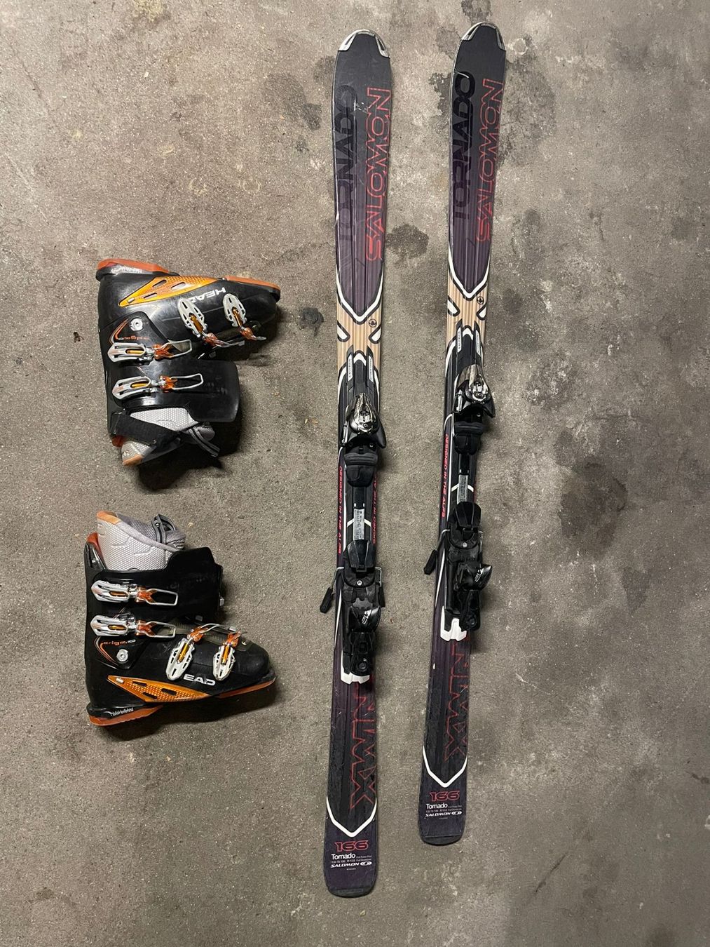 Salomon Sci: Ski inkl. Boots Grösse 42. – Usato da Zürich venduto da Alekos0