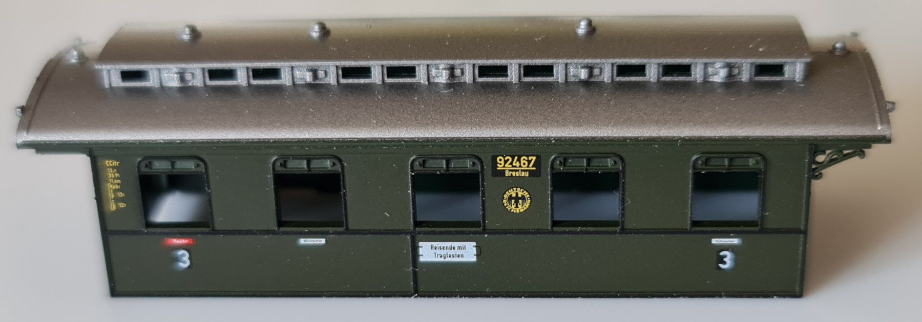 Fleischmann Modelleisenbahnen: Fleischmann DR Wagen Gehäuse 3.Klasse N – Neu (gemäss Beschreibung) aus Pfungen von Fastback66