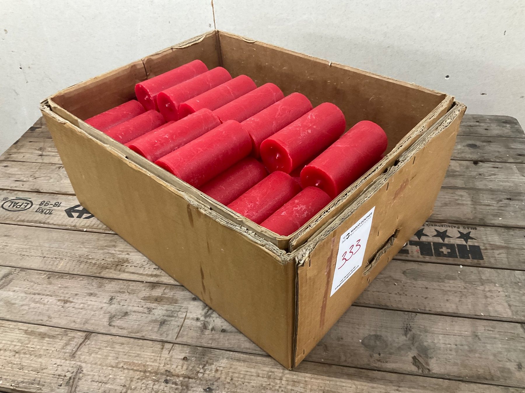 Bougies: 333 Posten Raureifkerzen aus Liquidation – D'occasion à Derendingen par Meisterstuecke