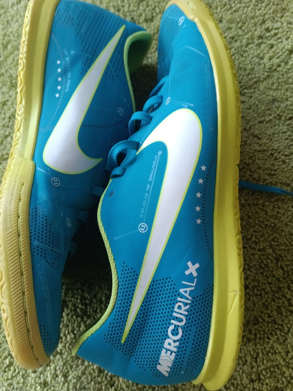 Nike Scarpe da uomo: Turnschuhe Nike Mercurial Gr. 43 – Usato da Grenchen venduto da evg_fg7z