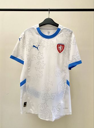 CZECH REPUBLIC PUMA FOOTBALL JERSEY