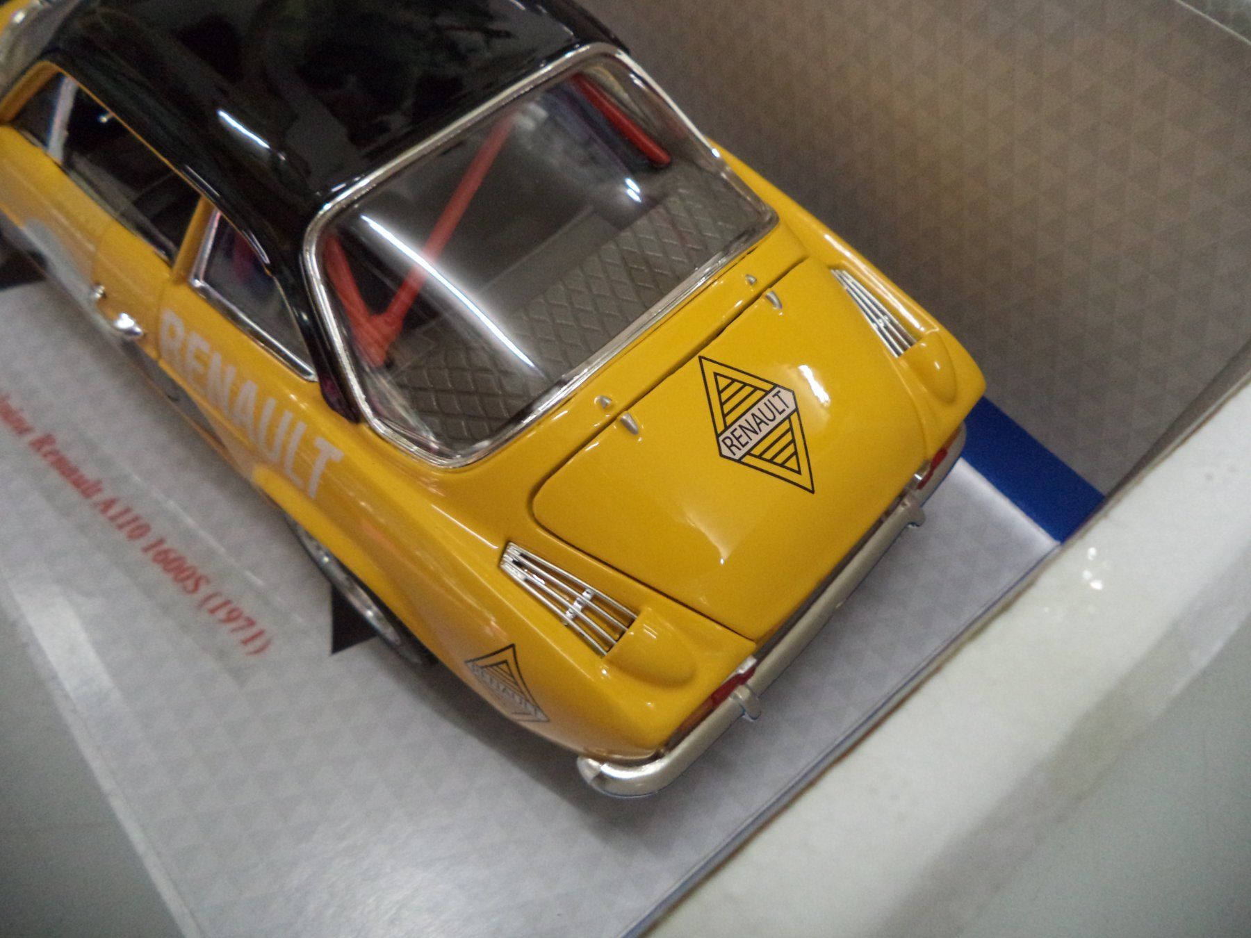 Bburago Modellini d'auto: burago Alpine Renault A110 1:18 – Nuovo e nell'imballaggio originale da Rieden AG venduto da Wirth03 4