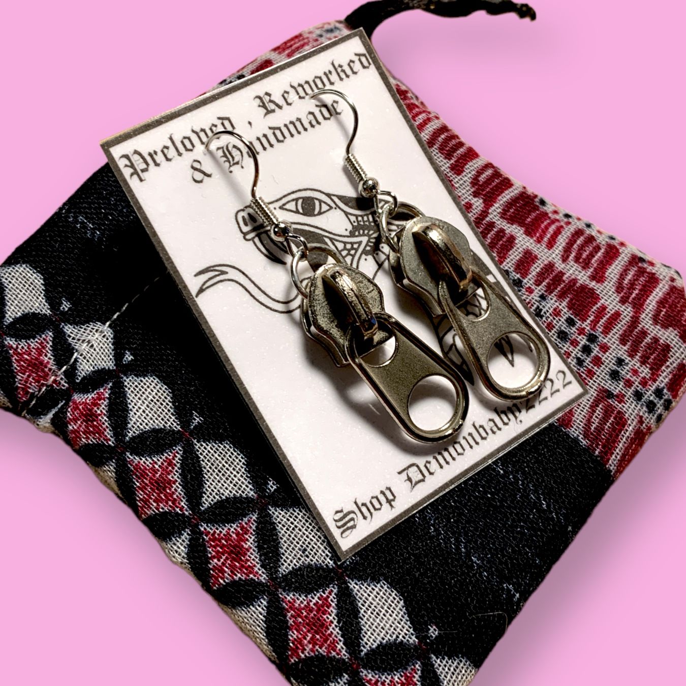 Orecchini pendenti & Orecchini a lobo: “Zipper” earrings – Usato da Basel venduto da demonbaby2222 1