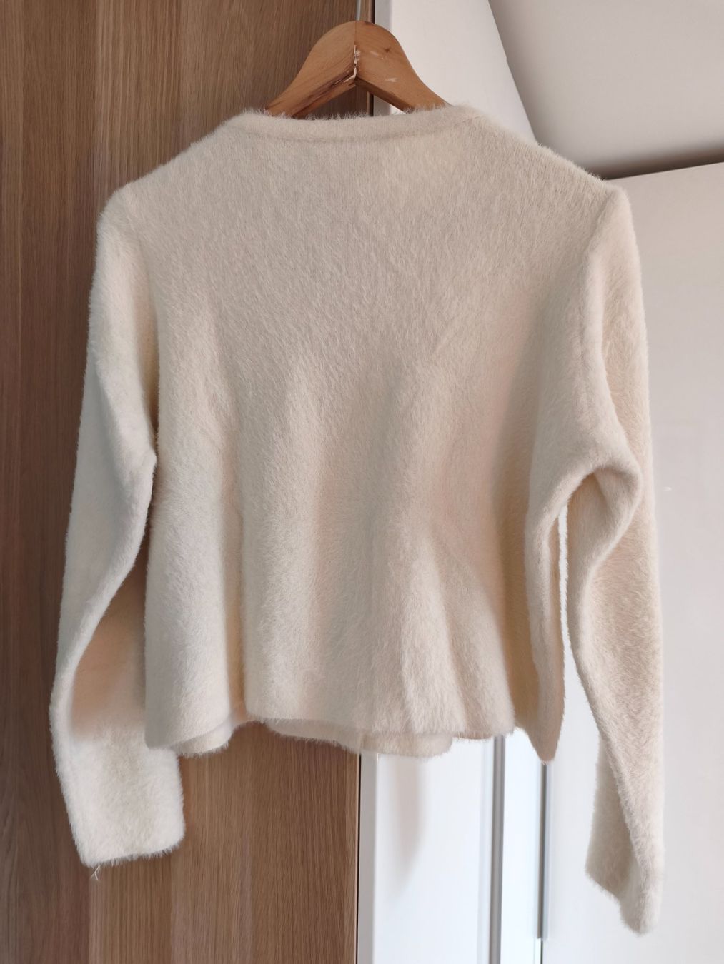 Mango Pullover & Sweatshirts: Mango Strickjacke – Gebraucht aus Niederrohrdorf von yan_zkz6 1