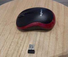 Logitech Maus M185 rot/schwarz