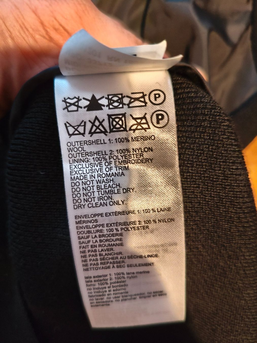 Canada Goose Giacche: Canada Goose Womens Windbridge jacket size M – Nuovo (secondo la descrizione) da Zürich venduto da gds90 6
