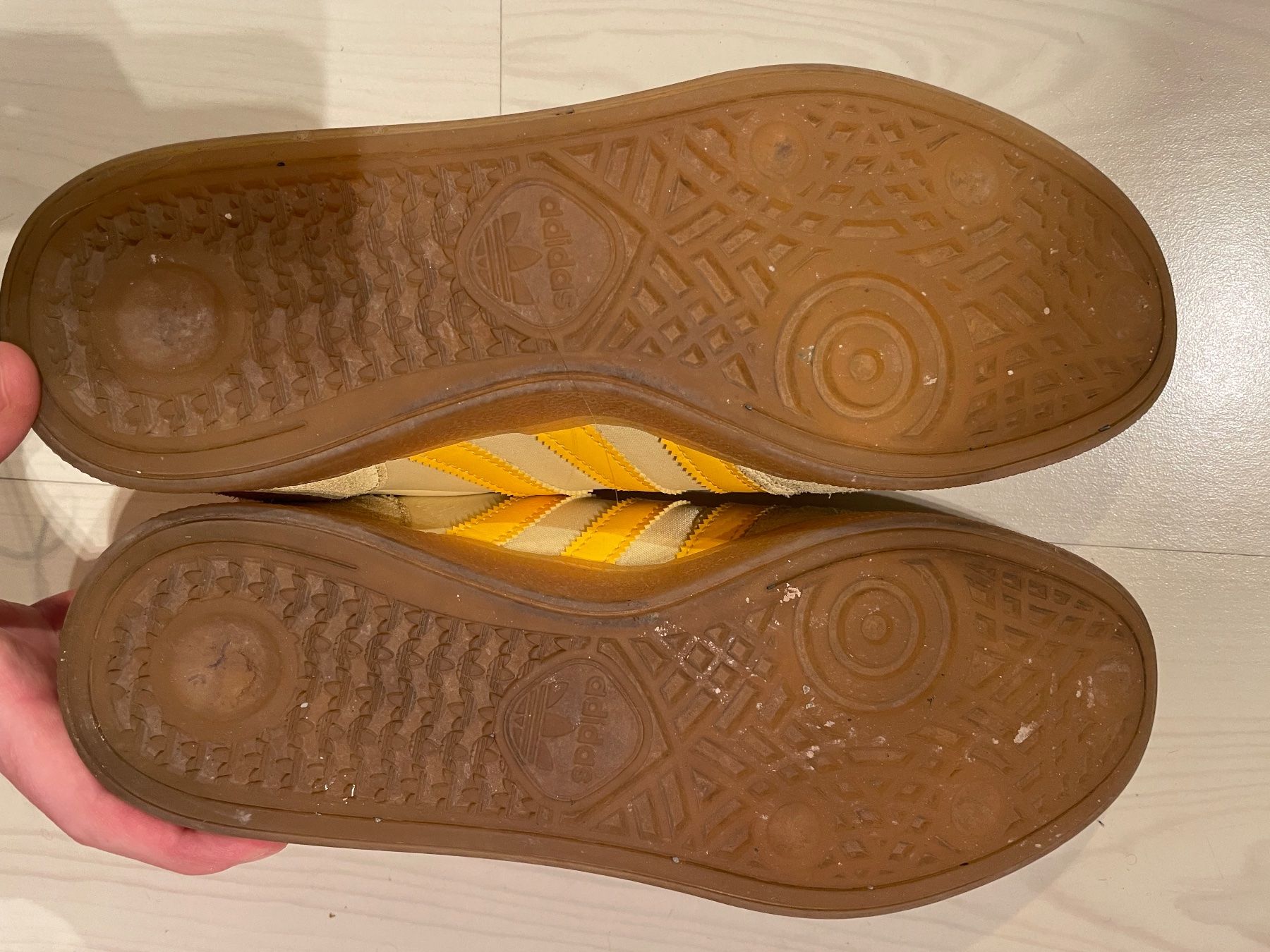 Adidas Herrenschuhe: Adidas Turnschuhe gelb – Gebraucht aus Zürich von Babettepaula 2