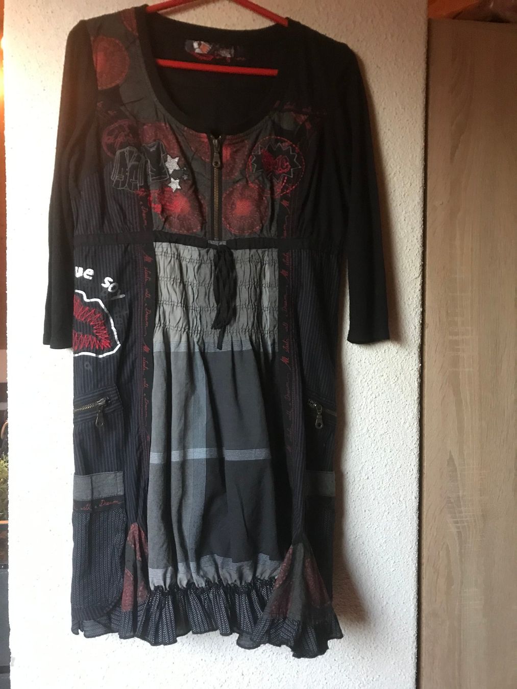 Desigual Vestiti: Robe Desigual – Usato da Gorgier venduto da chahn