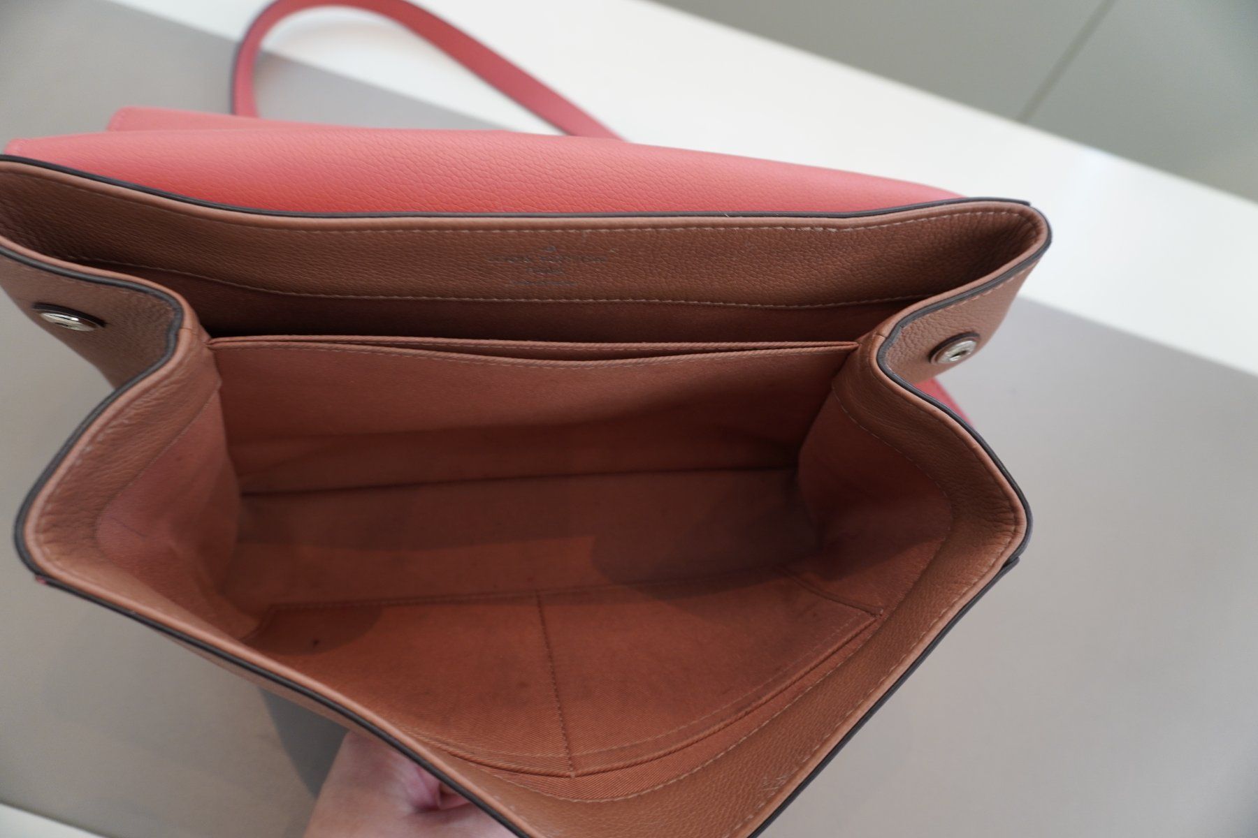 Louis Vuitton Borse da donna: Louis Vuitton Twist Lockme – Usato da Genève venduto da Harold-W 3