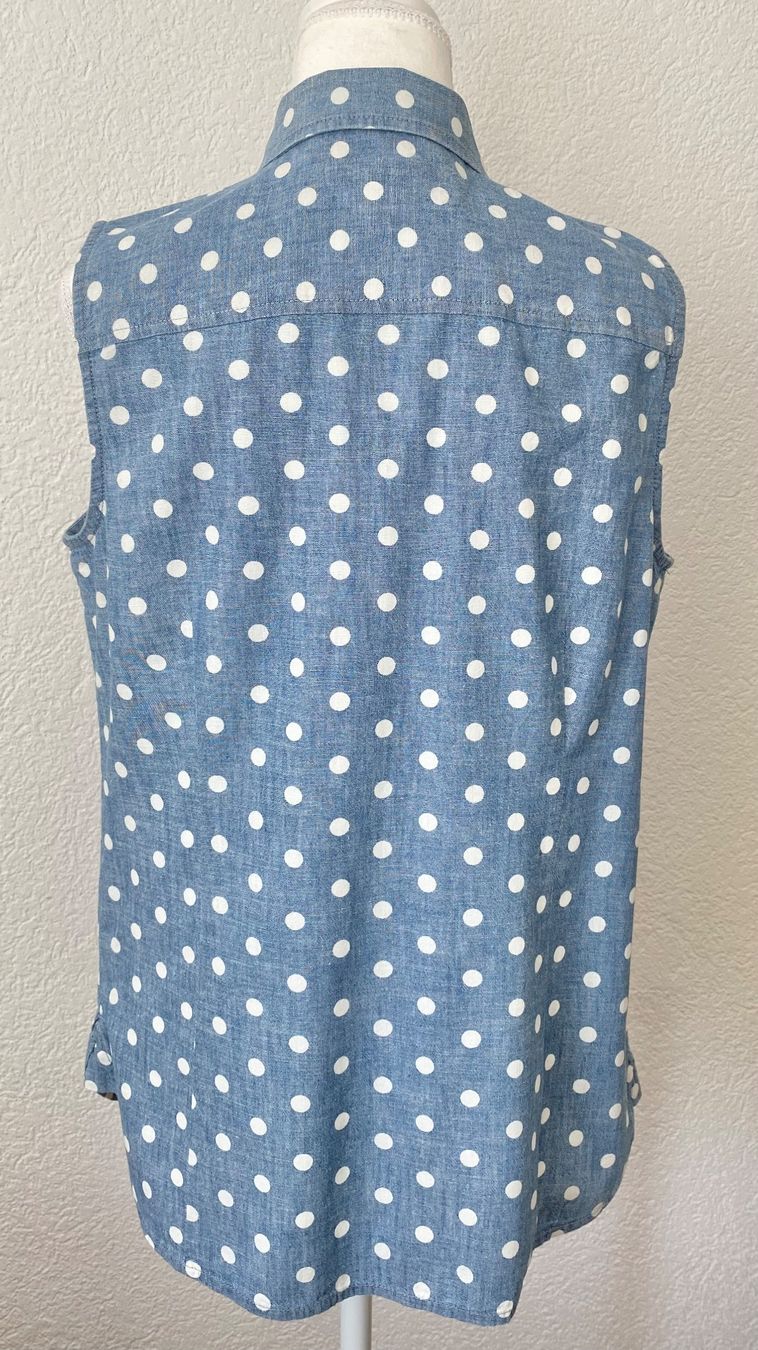 Tommy Hilfiger Chemisiers: Tommy Hilfiger Ärmellose Bluse Grösse S – D'occasion à Oberwil BL par Leni-Mischi 1