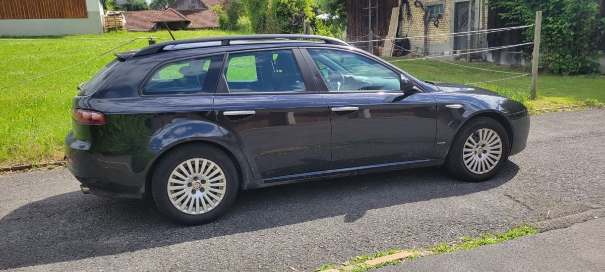 Alfa Romeo Automobili: Alfa Romeo 159 2.2 JTS Kombi – Difettoso da Neuheim venduto da amosmastel 2