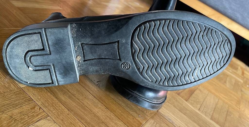 Scarpe da uomo: Reit Stiefeletten Gr 38 Cavalliero – Usato da Windisch venduto da MaliHoli 2