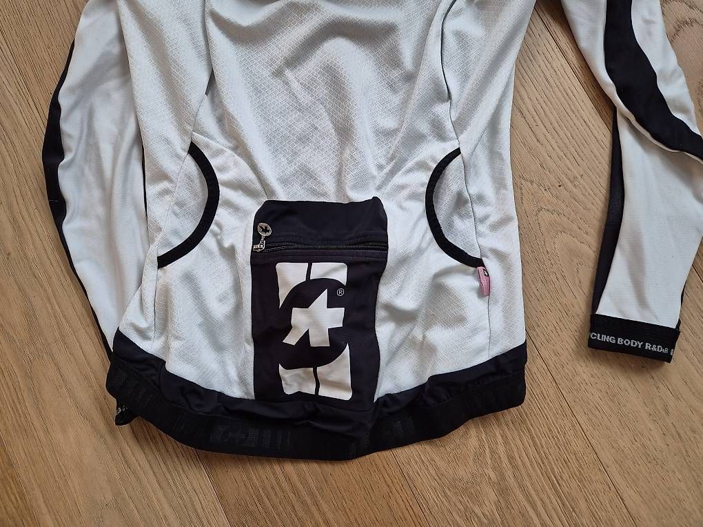 Giacche: ASSOS Spring/ Fall Jacket s/w Gr.38 – Usato da Buchrain venduto da chrigebrunner 1
