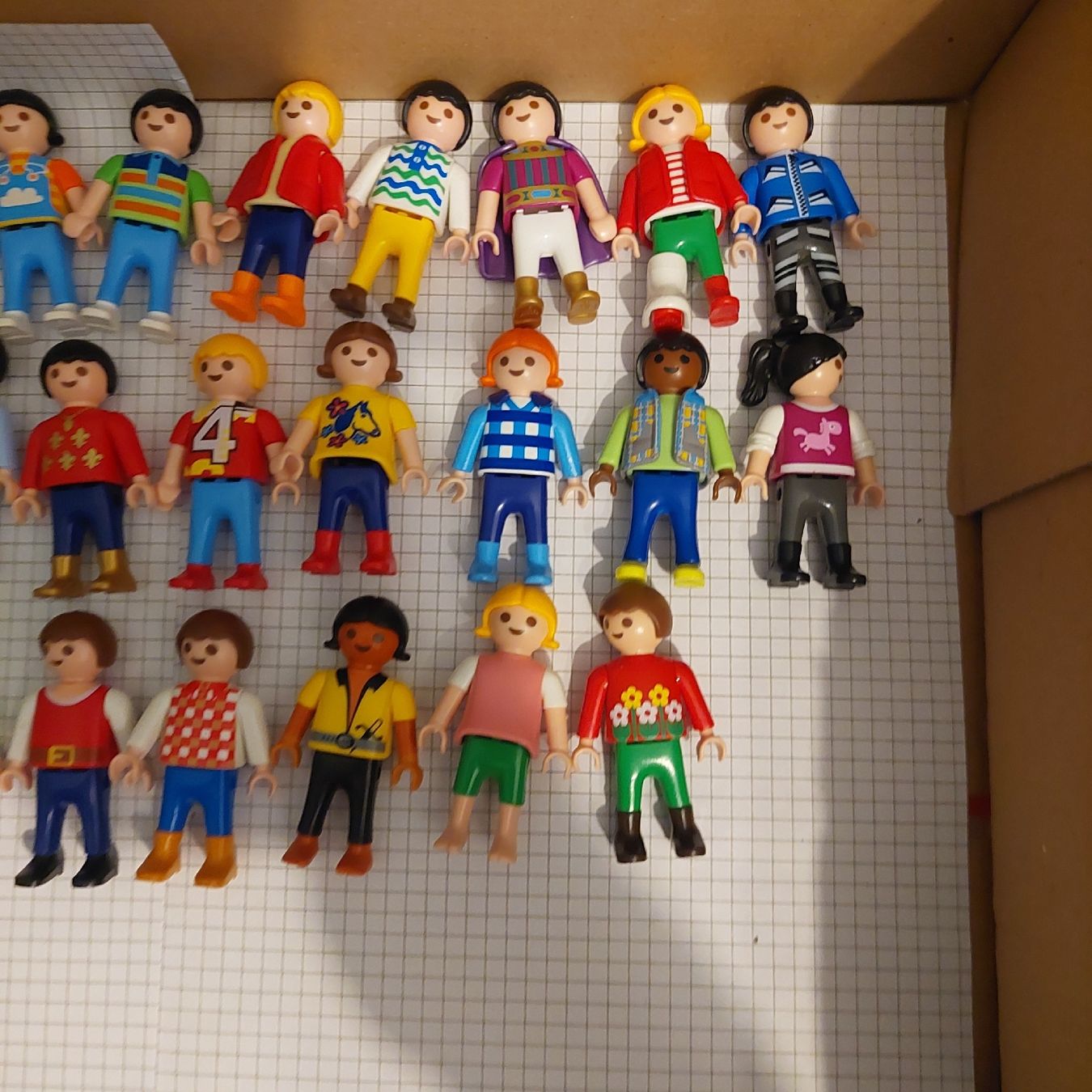 Playmobil Jouets: Playmobil Figuren 140 Stk. – D'occasion à Belp par masterdriftking 8