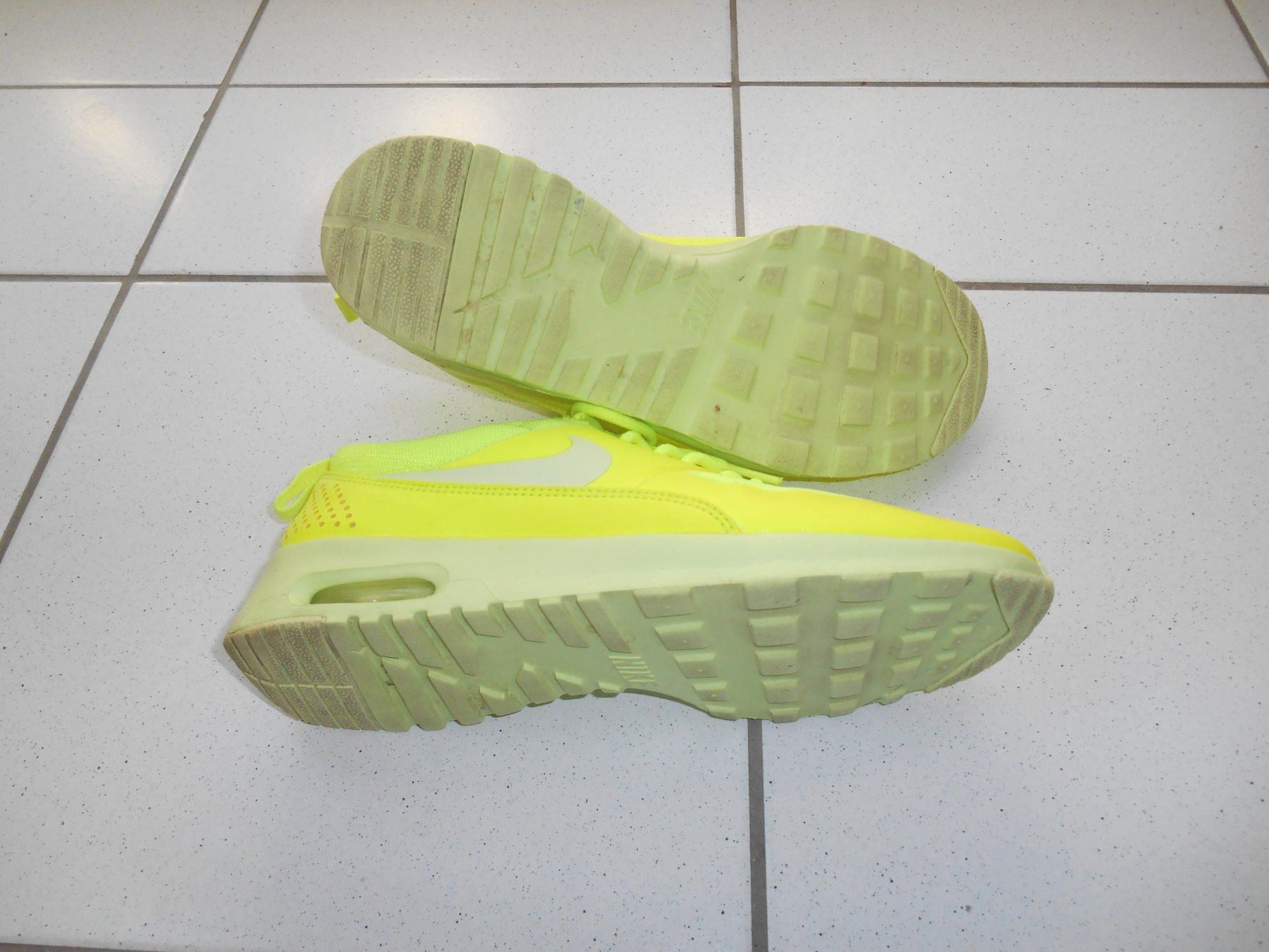 Nike Scarpe da donna: Nike Air Max Thea Sneaker Grösse 38.5 – Usato da Basel venduto da chien008 5