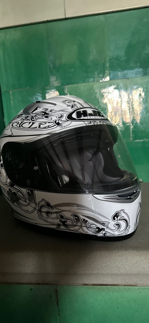 HJC Caschi & visiere: HJC Helm Gr.L 60 – Usato da Zeiningen venduto da farcia818