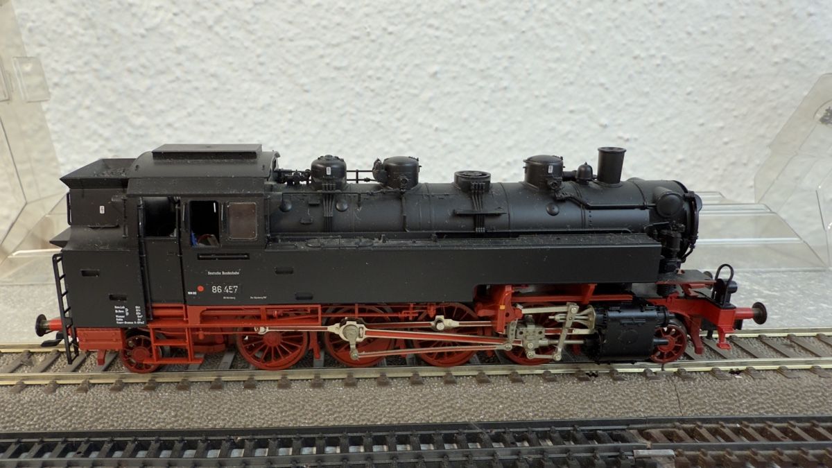 Fleischmann Modellini di ferrovie: Fleischmann Dampflokomotive BR 86 OVP H0 / DC – Usato da Schlieren venduto da rat_lq6b 1