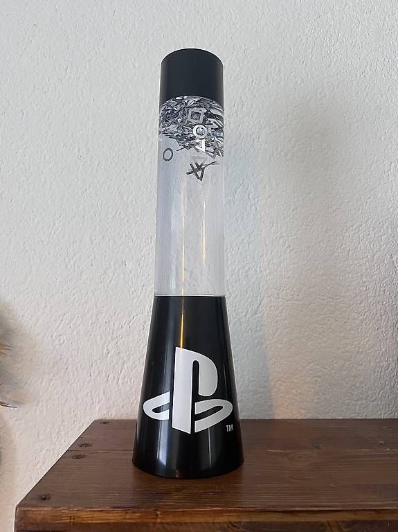 Lampade: PlayStation Lampe – Usato da Luzern venduto da mic_snk9