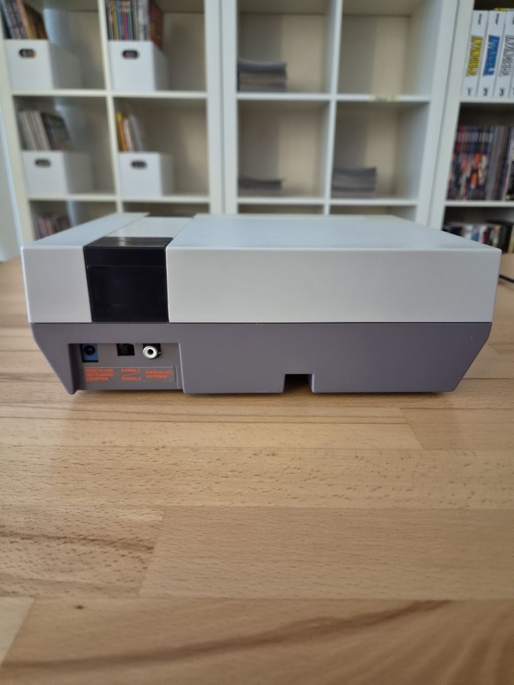 Nintendo Console: Nintendo Entertainment System (NES) + 2 Controller – Usato da Biel/Bienne venduto da collector_comics 6