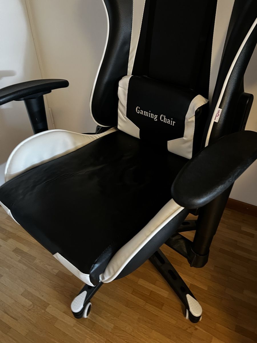 Sedie: Gaming Chair Xtreme black white used condition – Usato da Bern venduto da pnlmc2325 2