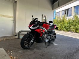 Aprilia Tuono 660 (2025) mit viel Zubehör und Garantie