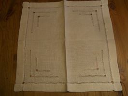 älteres, hübsches Deckeli, Handarbeit