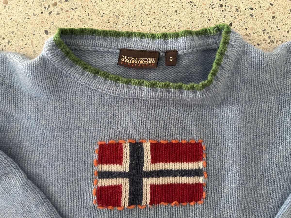 Napapijri Maglioni & Felpe: Pull Napapijri taille 6 ans – Nuovo (secondo la descrizione) da Lausanne venduto da SaraSkjellaug 1