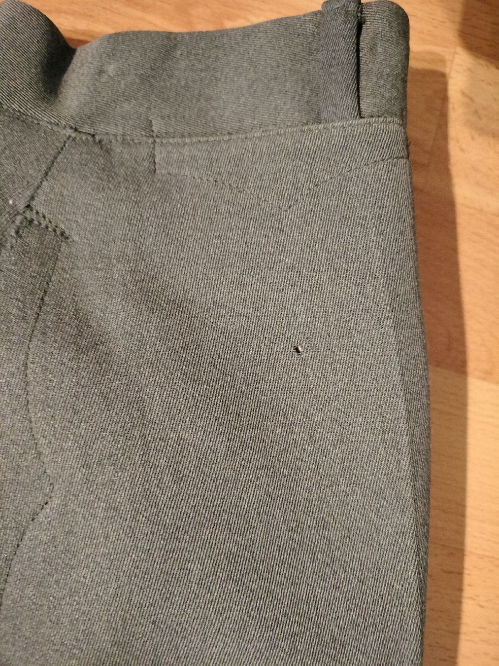 Schweizer Armee Uniformi: Schweizer Armee Militär Uniform – Usato da Schwanden Sigrisw venduto da Wibe81 7