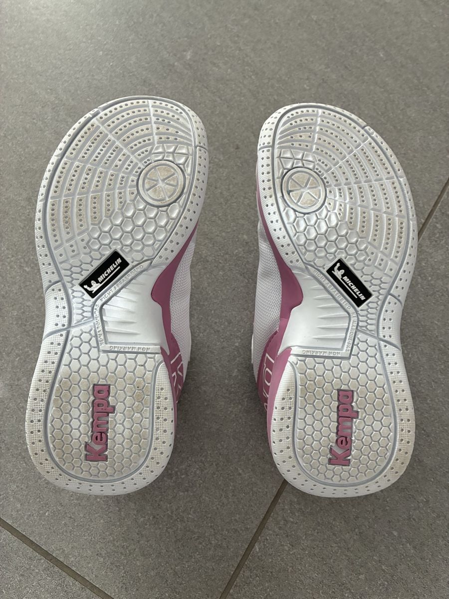 Scarpe per ragazze: Kempa Hallenschuhe Gr. 28 – Usato da Rohrbachgraben venduto da Silberkatze 3