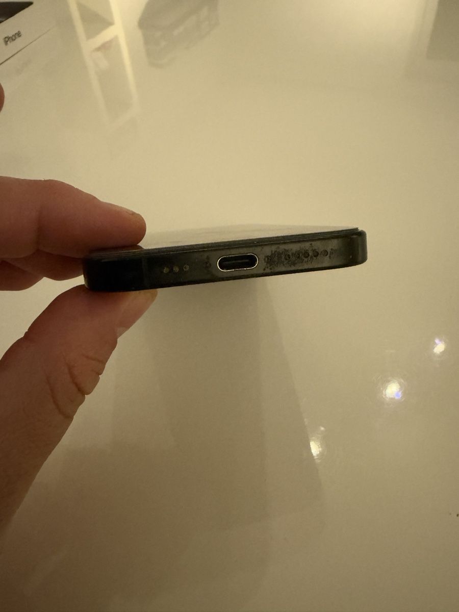 Apple Telefoni cellulari / Smartphones: iPhone 16 pro 512 GB black – Usato da Grenchen venduto da andrew85 4