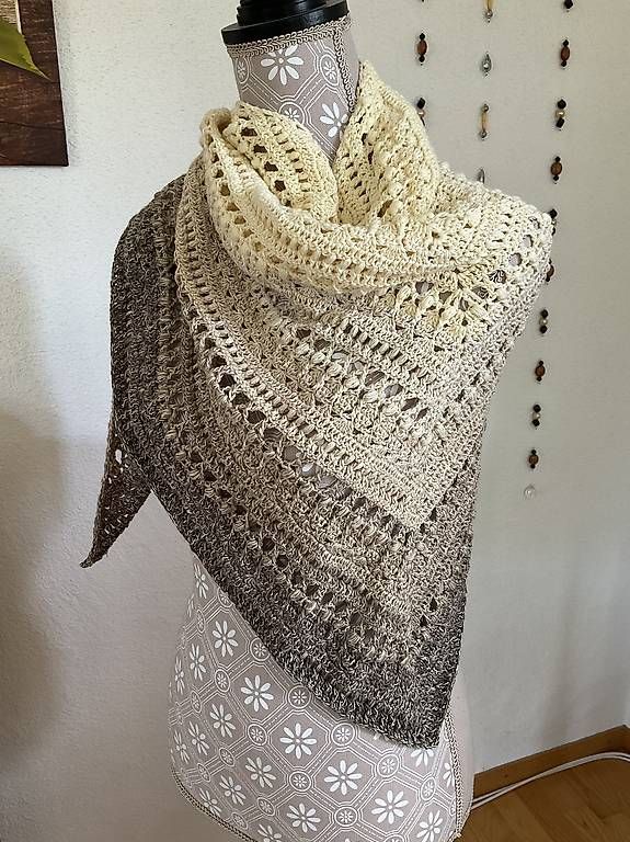 Foulard & Sciarpe: Schulter / Dreieckstuch "Anuk" – Nuovo (secondo la descrizione) da Neuhausen venduto da Mandala65 4