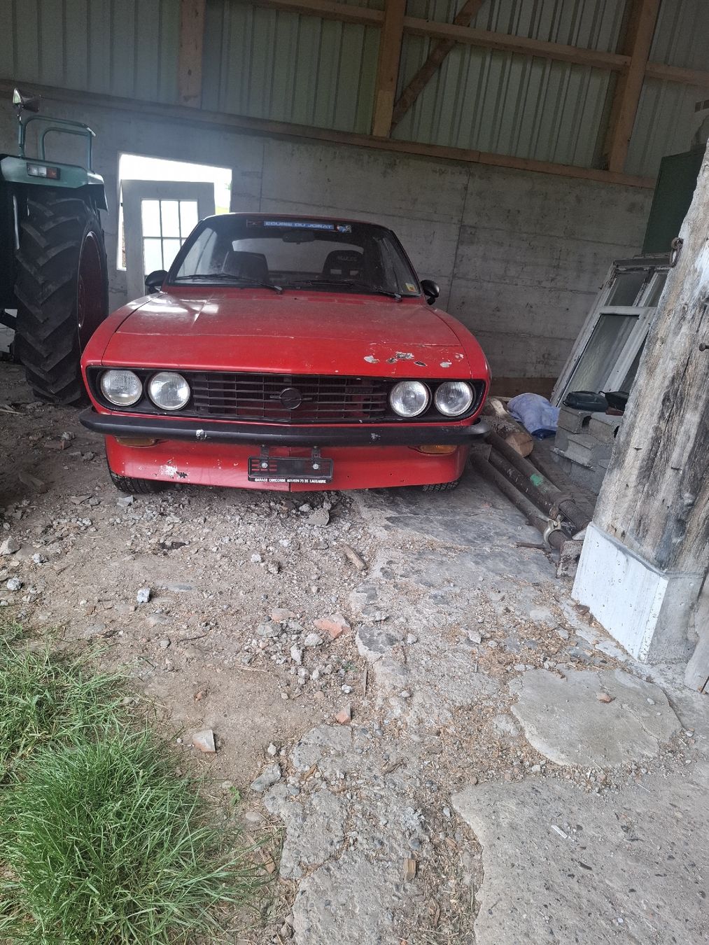 Opel Automobili: Opel Manta – Difettoso da Torny-le-Grand venduto da Ric979