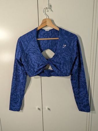 Gymshark Crop Top mit Muster und Twist Grösse XL