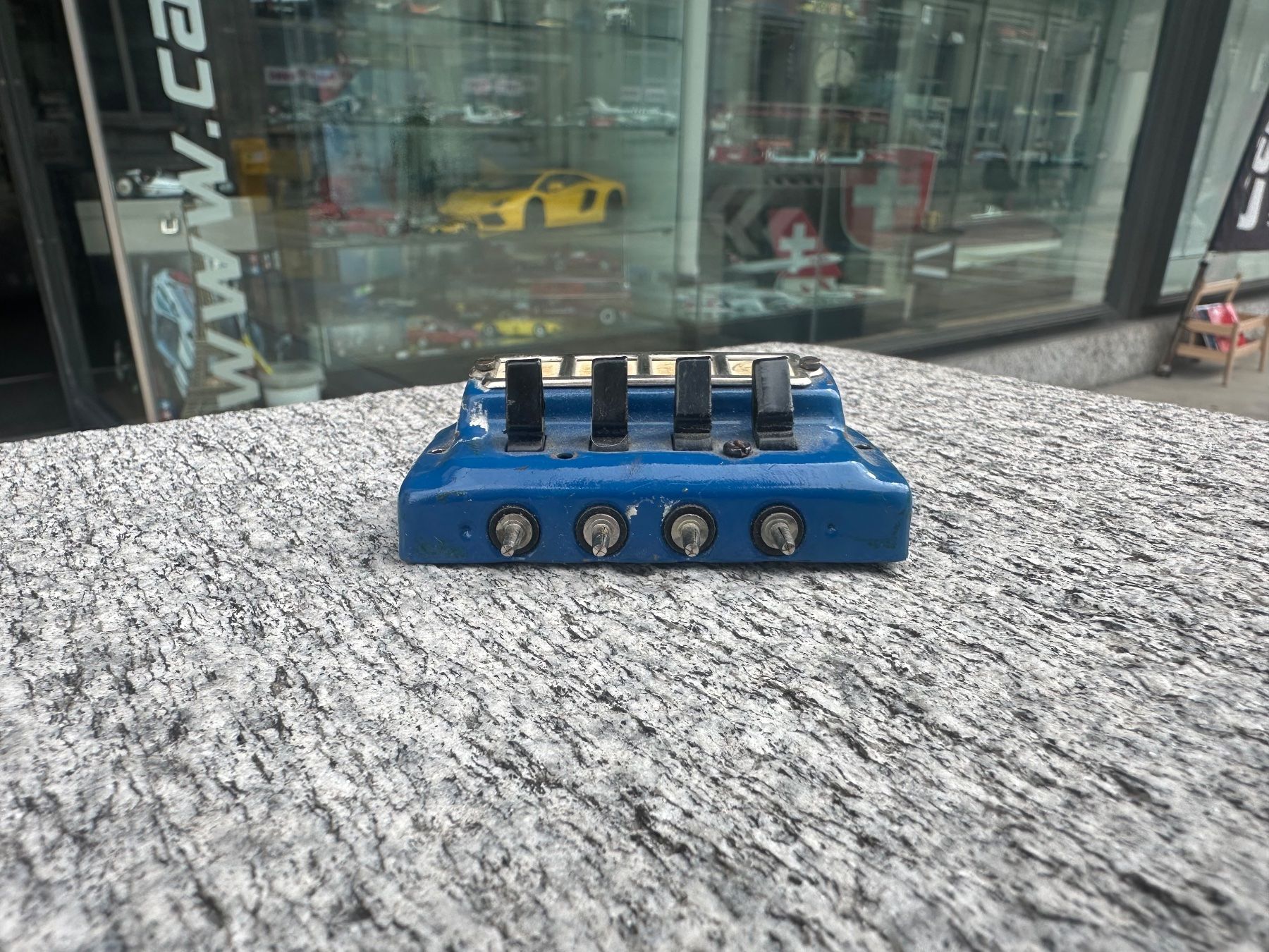 Märklin Modellini di ferrovie: Märklin 451 G Kran  4x Schaltpult SET – Usato da Chiasso venduto da Carrara-Modellismo 1