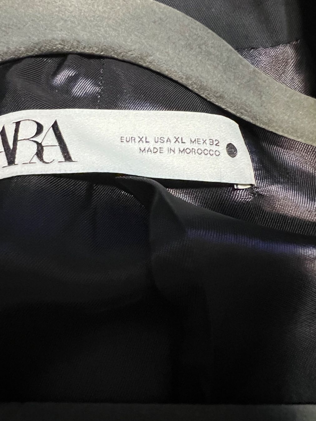 Zara Giacche: Zara completo pantalone nero – Usato da Caslano venduto da Elena61 8
