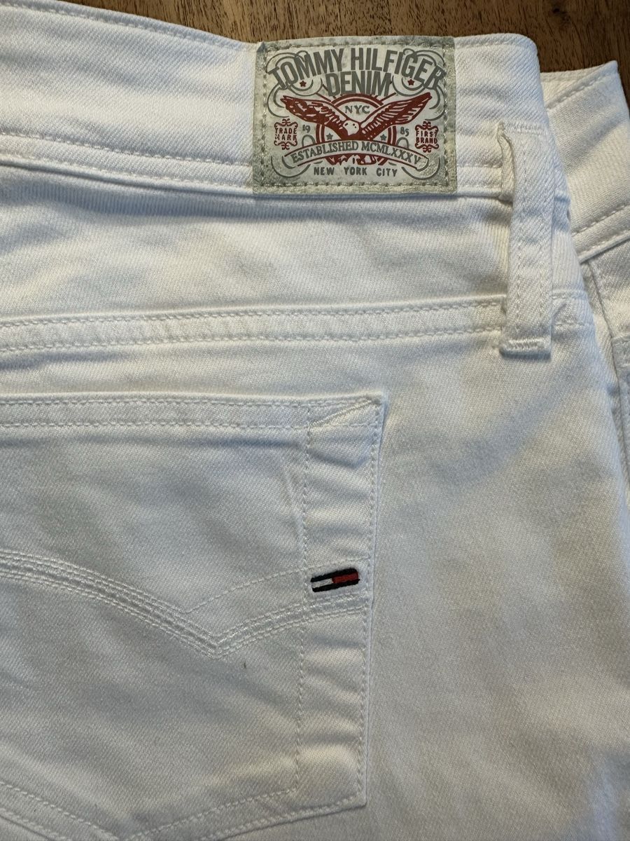 Tommy Hilfiger Jeans: Tommy Hilfiger Jeans 34/32 – Nuovo (secondo la descrizione) da S. Antonino venduto da Swissbutler 3