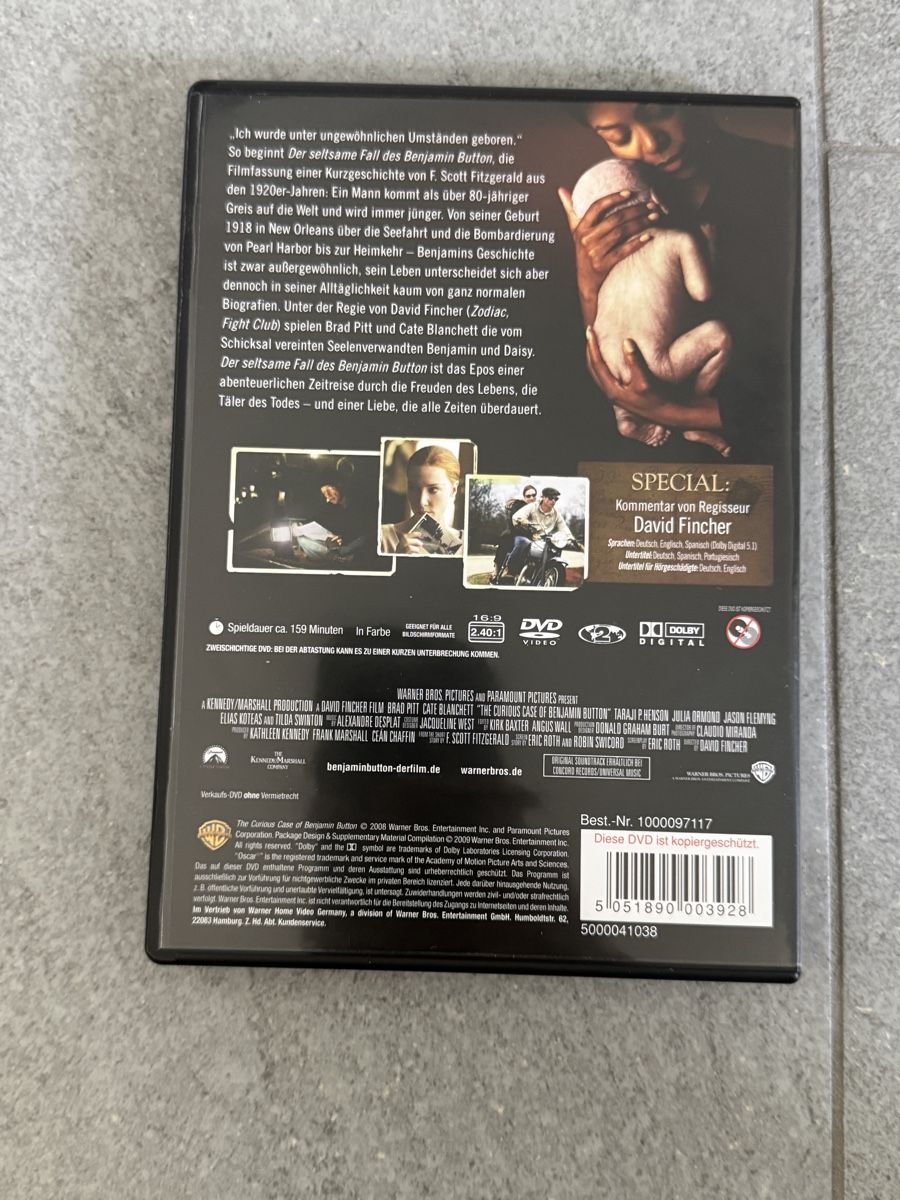 Tutti i DVDs: Der seltsame Fall des Benjamin Button - DVD - Top Zustand! – Nuovo (secondo la descrizione) da Oberbipp venduto da jan_68pd 1