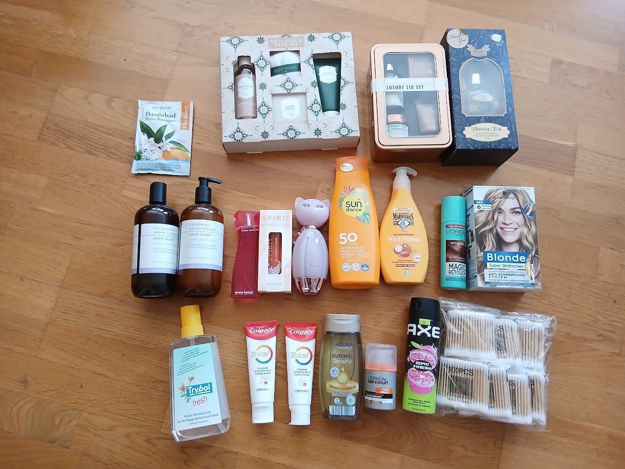 Autres soins du corps: Kosmetik Badesachen Paket – Neuf avec emballage d'origine à Dübendorf par Fip05