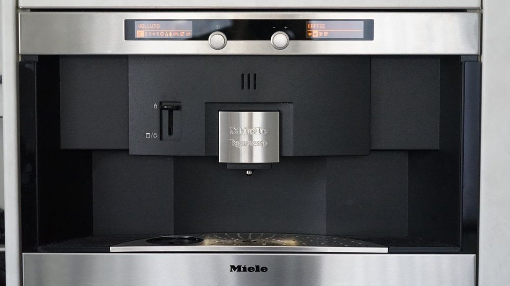 Miele CVA 2660 EinbauKaffeevollautomat (Nespresso) Kaufen auf Ricardo