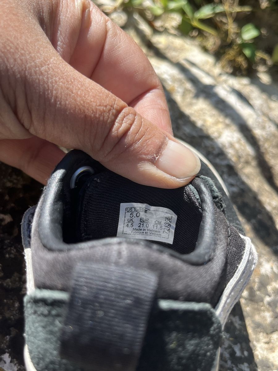 Vans Scarpe da uomo: Vans Sneaker, Gr. 21, Schwarz-Weiss – Usato da Safnern venduto da _CM01 1