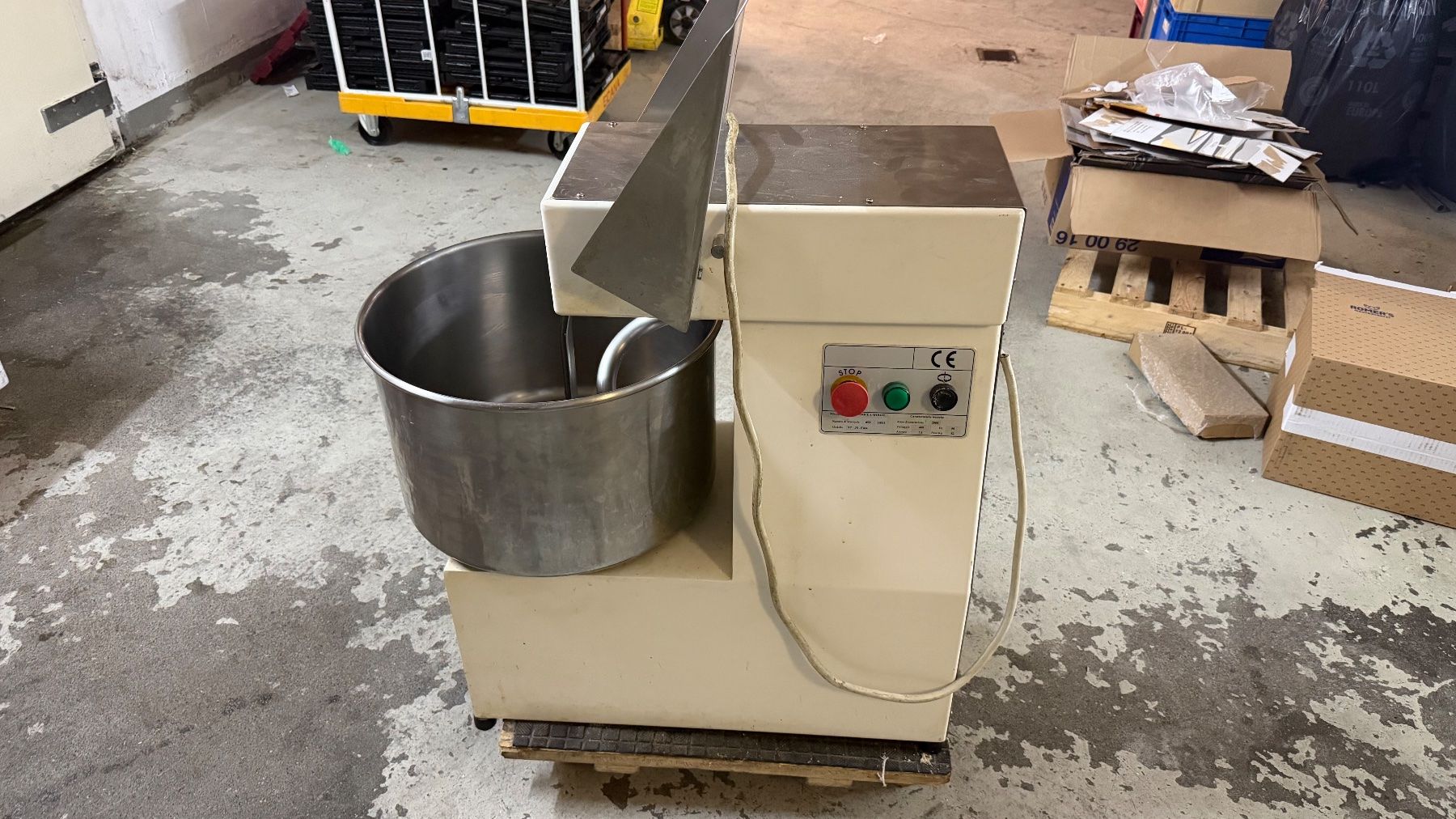 Elettrodomestici da cucina: Teigmaschine – Usato da Spiez venduto da kruz01 2