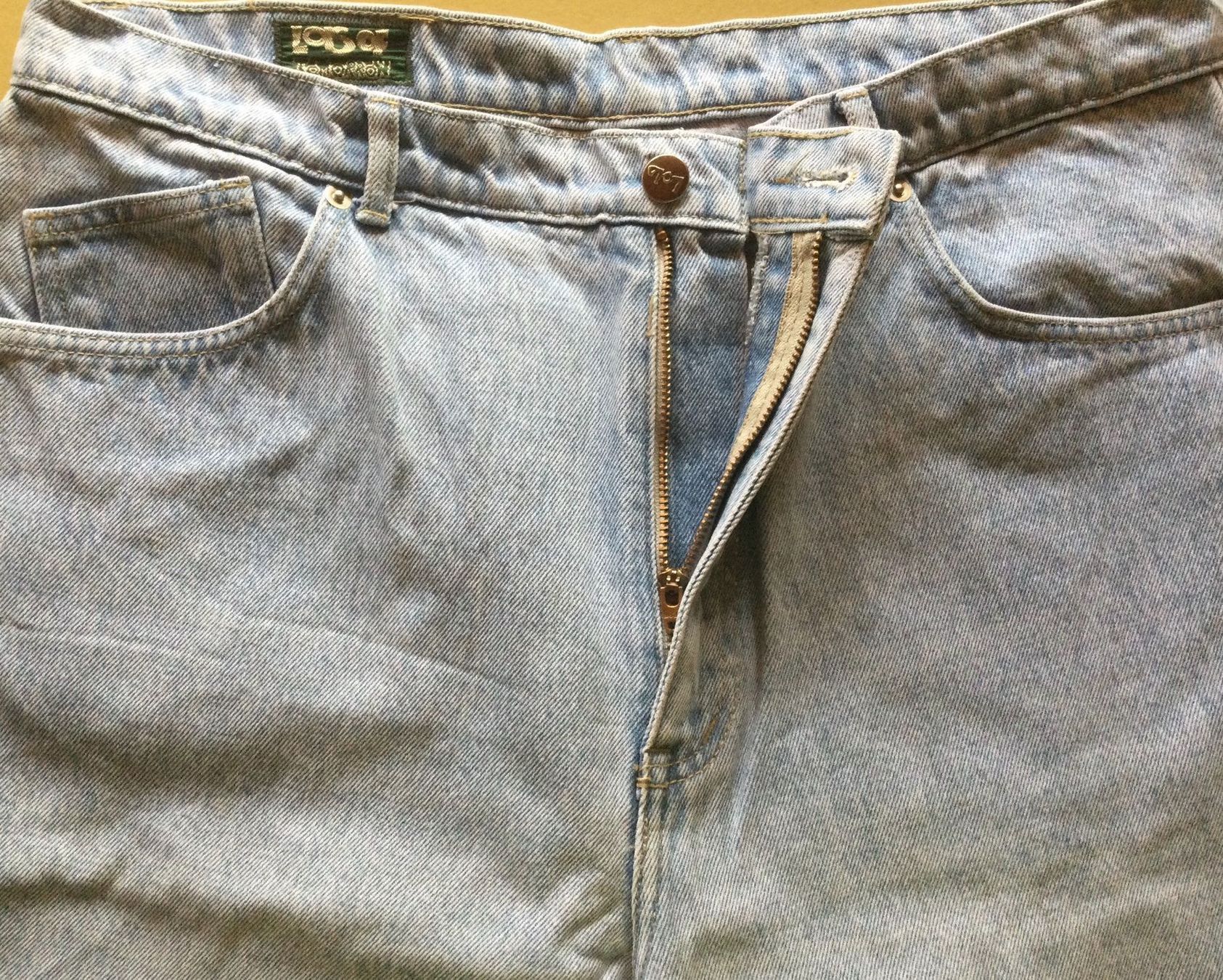 Jeans: Jeans Lois hellblau grösse 38 – Usato da Ulisbach venduto da sasha6 1