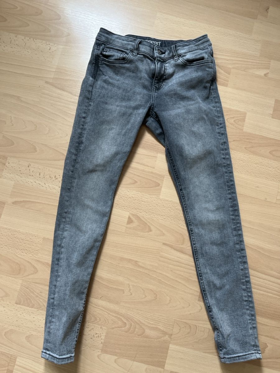 Esprit Jeans: Esprit Jeans, Mid Skinny, Gr. 28/32 – Usato da Bremgarten AG venduto da siljamorgenthaler