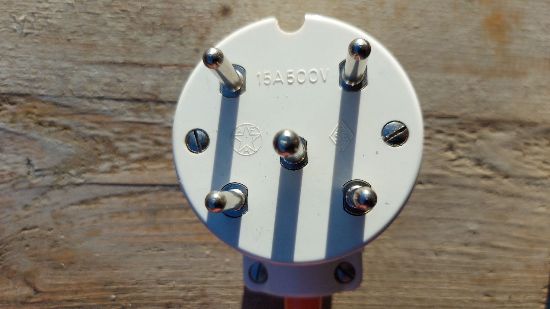 Laufwerke & Adapter: Adapter 500V 15 Amp.5pol auf CEE 16 5pol – Gebraucht aus Heiligenschwendi von pasaju 1