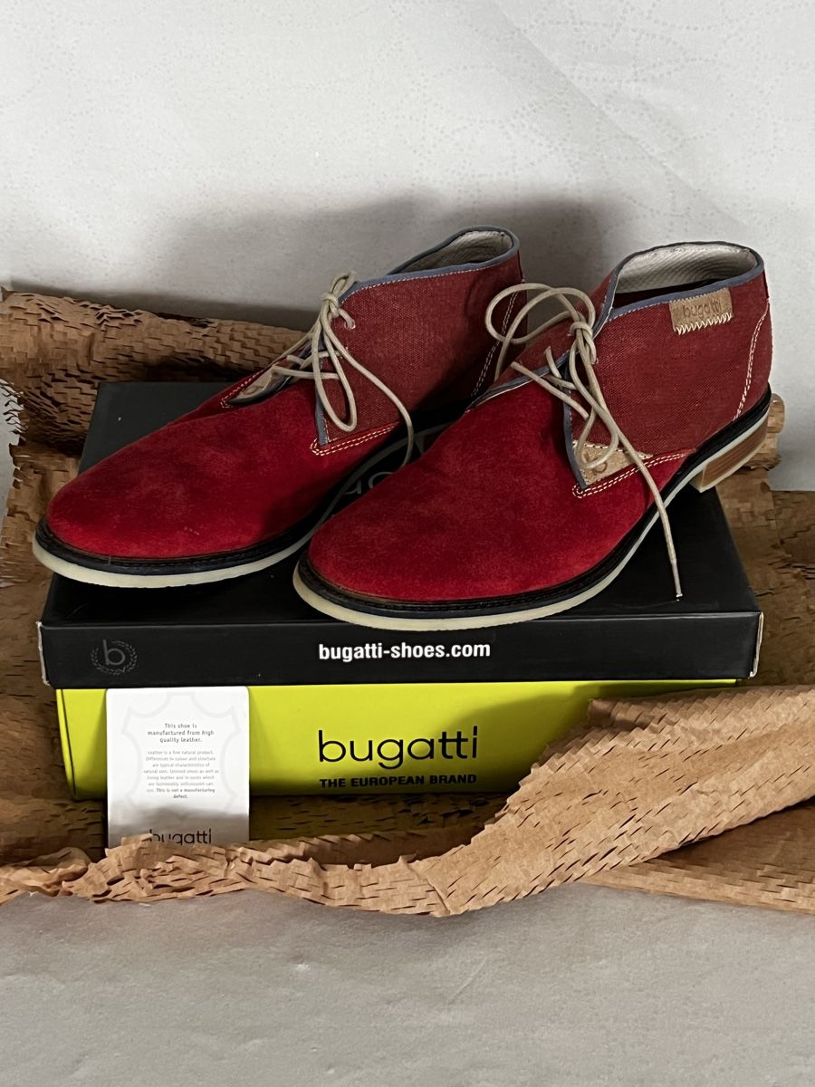 Scarpe da uomo: 45 Bugatti Herren Schuhe Rot Wildleder & Denim  – Usato da Moehlin venduto da Balirain 3